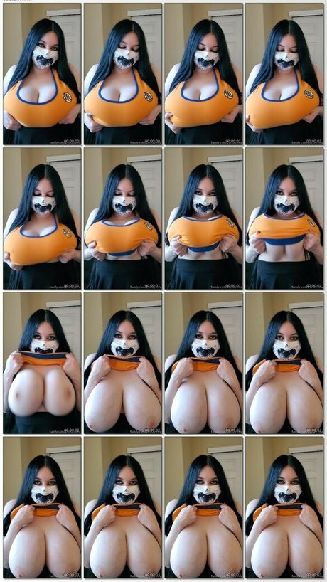 Esskayuwu nude pornstar photo