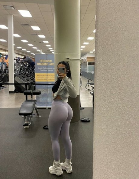 UrfaveBebecita pretty model gallery