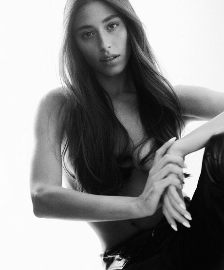 Avital Shwartz pornstar nude pic