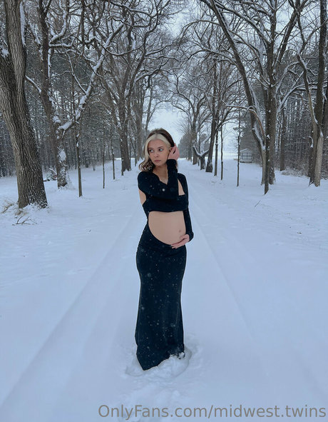 midwest twins hot actress image