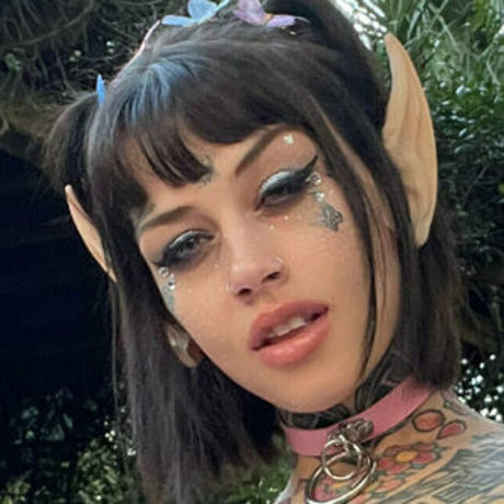 thecottagecoredoll pretty pornstar image