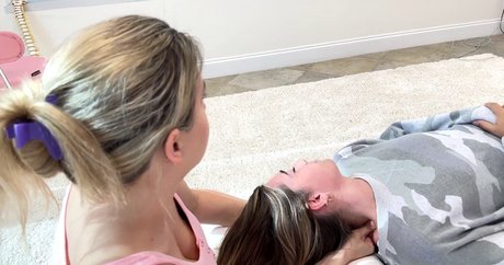 Mondragon Chiropractic nudes star pic