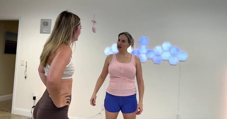 Mondragon Chiropractic nice actress photos