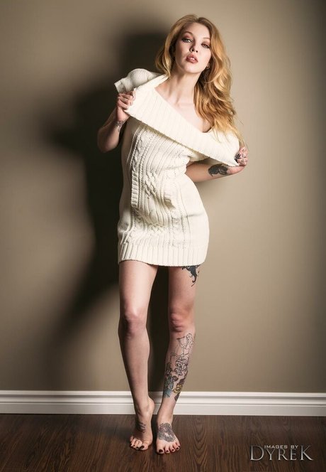 Cassidoria exclusive star pictures