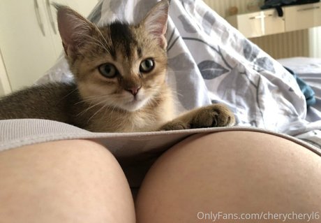 Cheryl Pride pretty actress pics