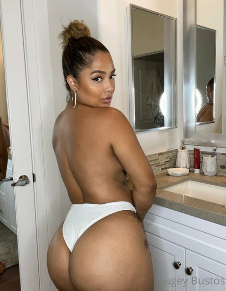 Sugey Portillo star nudes gallery