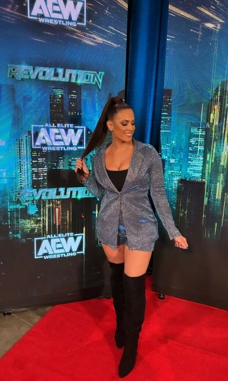 AEW Dasha Kuret pornstar top image