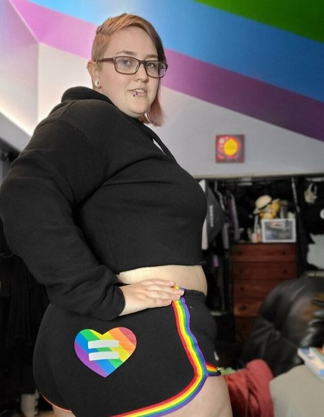 gothrosie art star pic