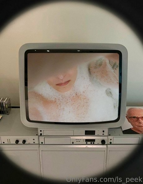 ls peek adult star pictures