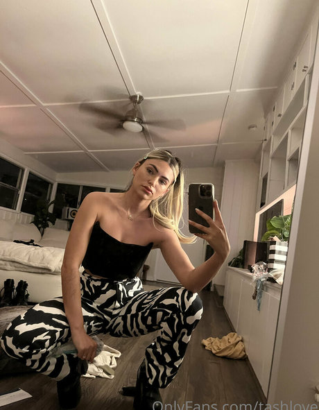 gay young onlyfans nude pic