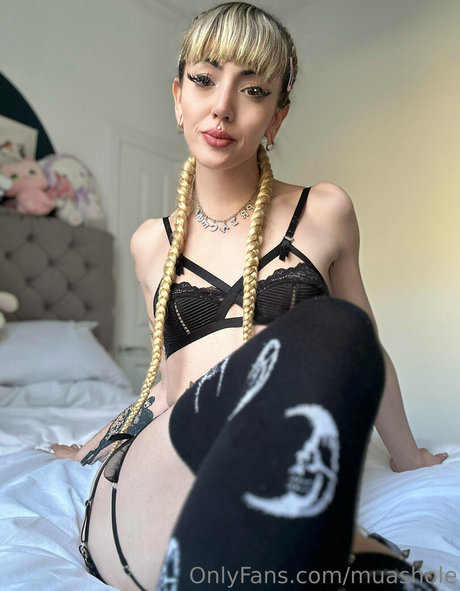 muashole star exclusive img