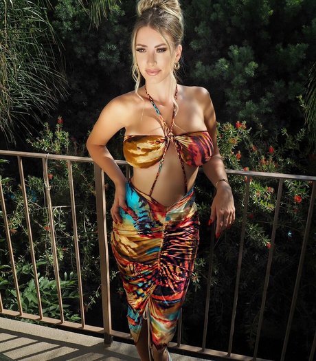 Savannahjean14 porn model pics