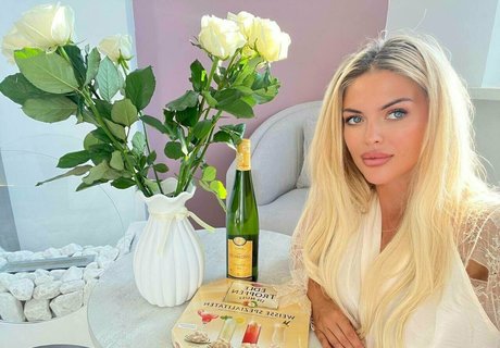 black lesbian onlyfans beautiful nude pictures