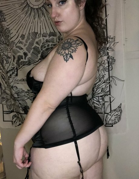 big tits mom onlyfans hot xxx image