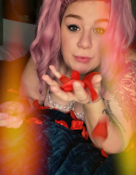 bbwjeanie actress photo