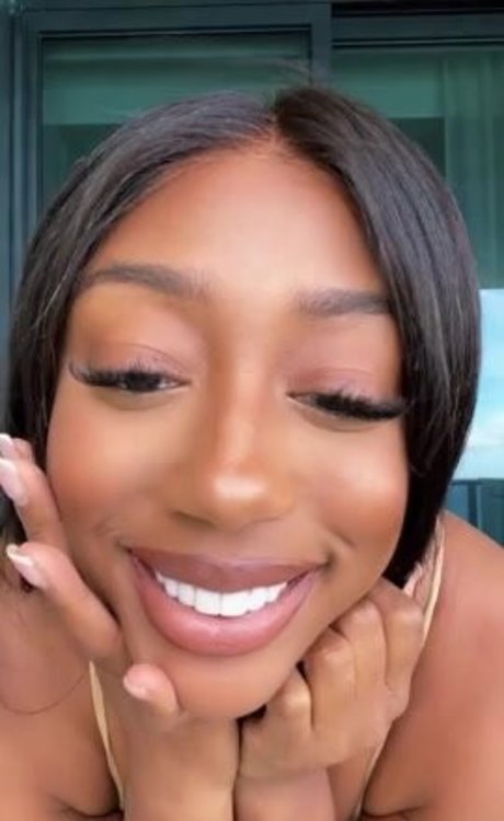 Vivi Panamera Profile photo