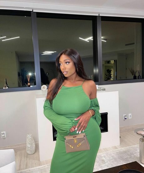 milf shower onlyfans porno gallery