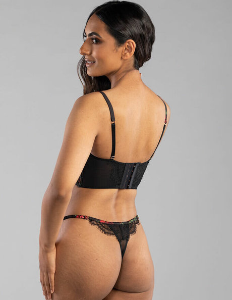 nikkirai_ pornstar sex pic