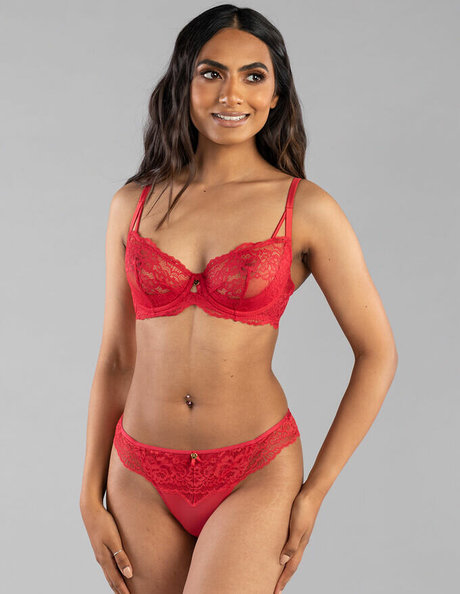 nikkirai_ nice model pics