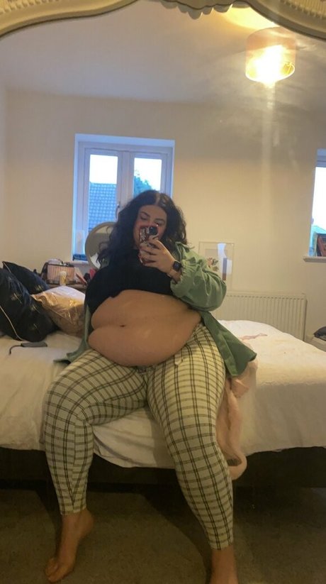 alissbonyt erotic model pics