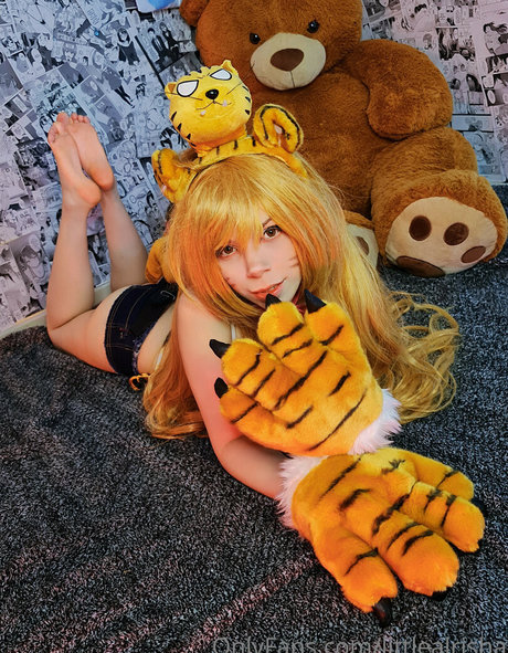 Little Alrisha erotic model pictures