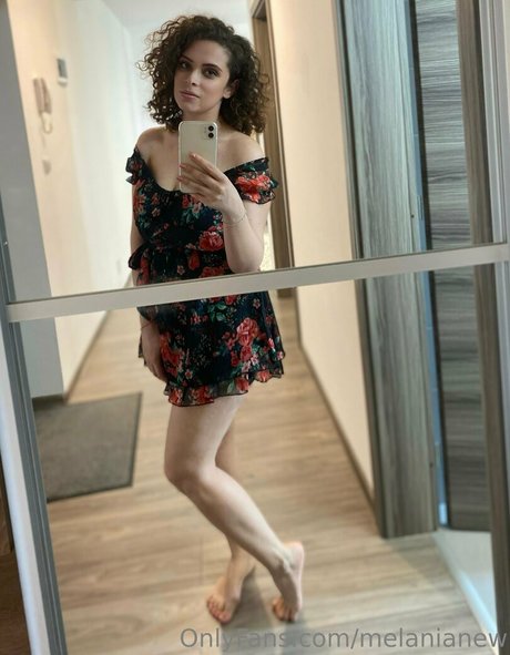 melanianew pornstar sex photo