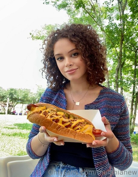 melanianew Quick photo