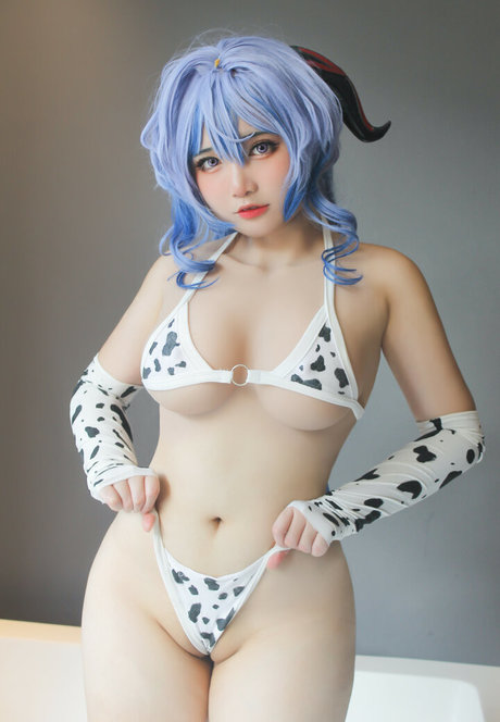 Maria Desu nudes model images