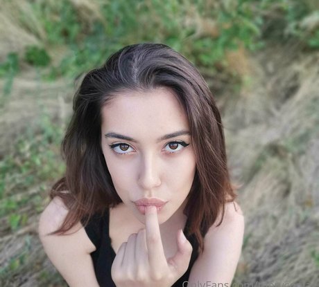 meryconlae pornographic star photo