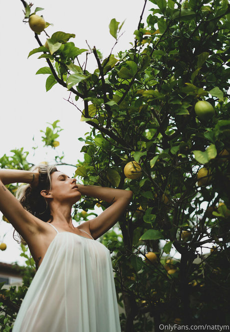 Nataliemaeyoga adult star gallery