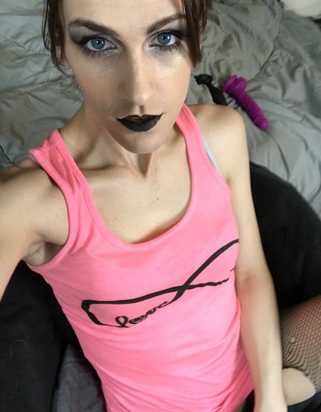 Spicy Kendra adult model gallery