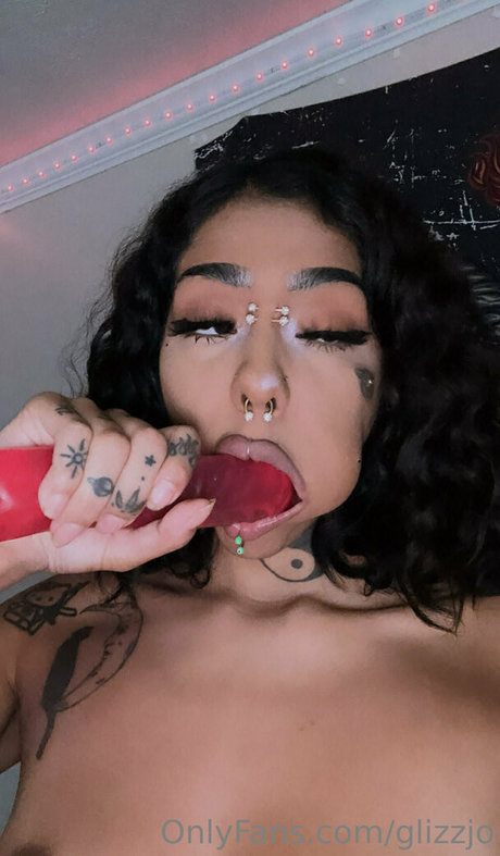 glizzjo art star img