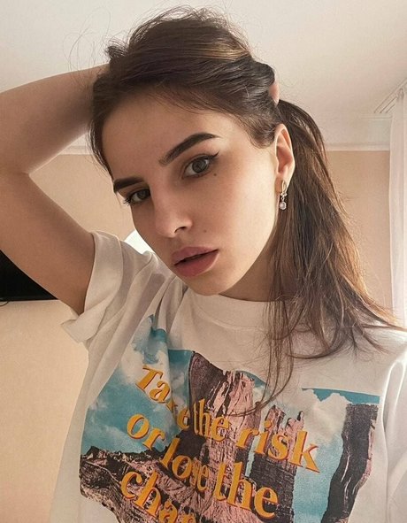 krisblow best star pics