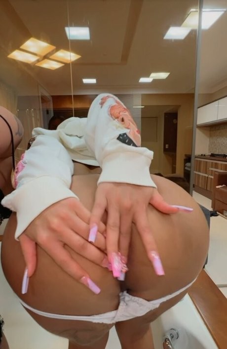 Hillary Fabii star free pics