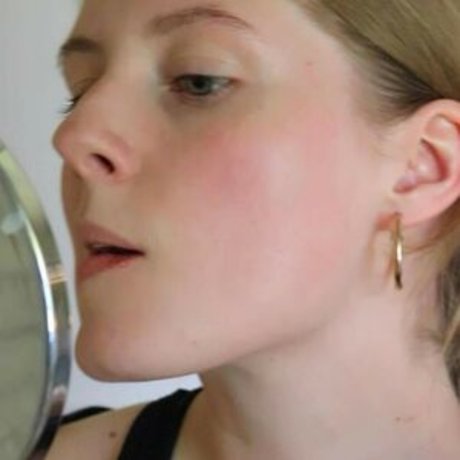 Ozley ASMR star naked pics