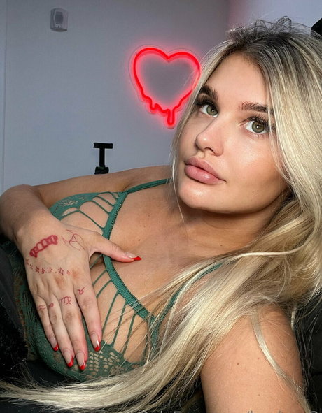 comedian onlyfans nudes photo