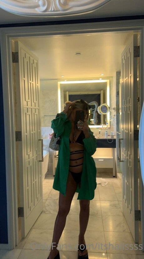 hayleyx3 star nude img