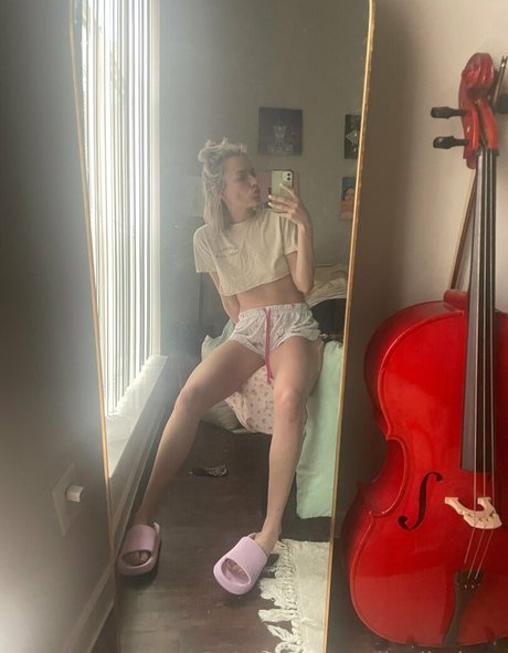 lilmisslindsey pornstar nude pics