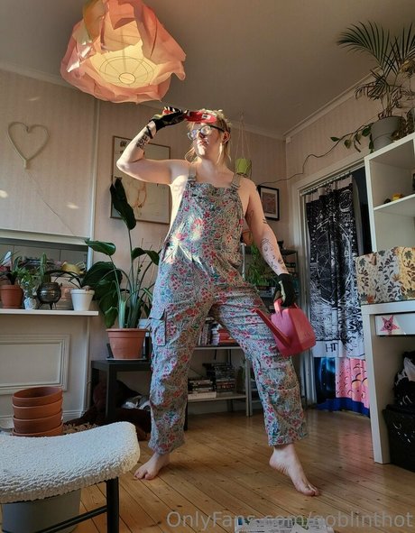 goblinthot nice model photo