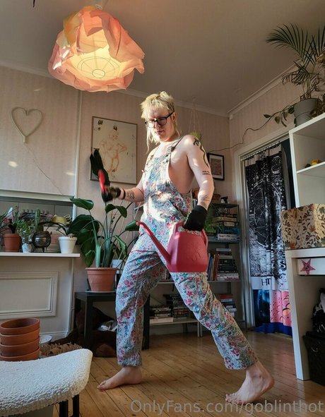 goblinthot model pretty gallery