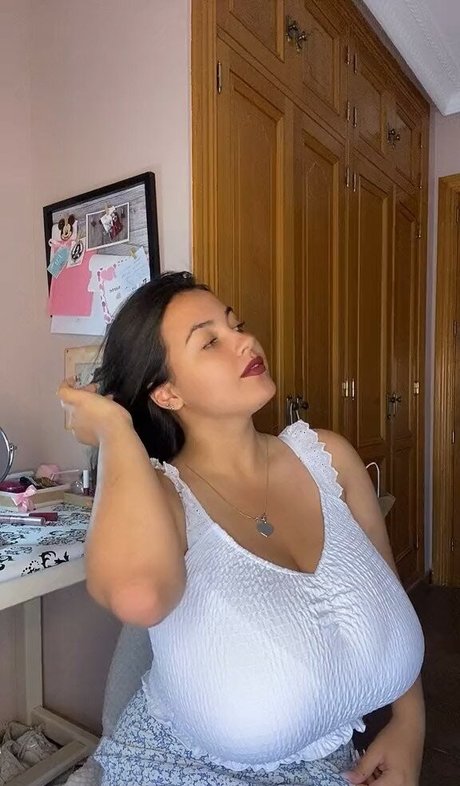 Anneris18 model pornographic pictures