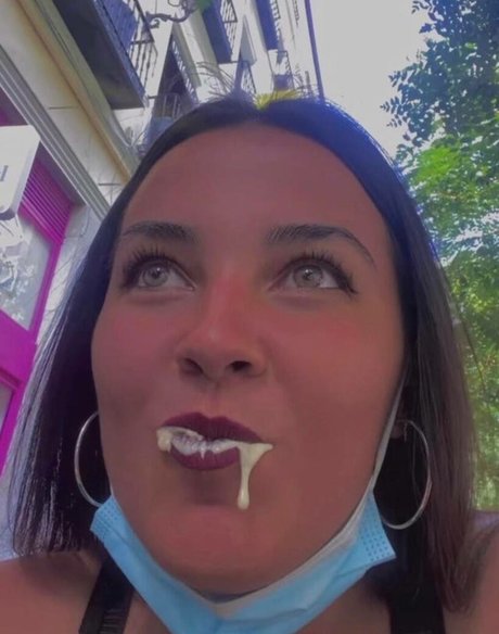 Anneris18 star hot img