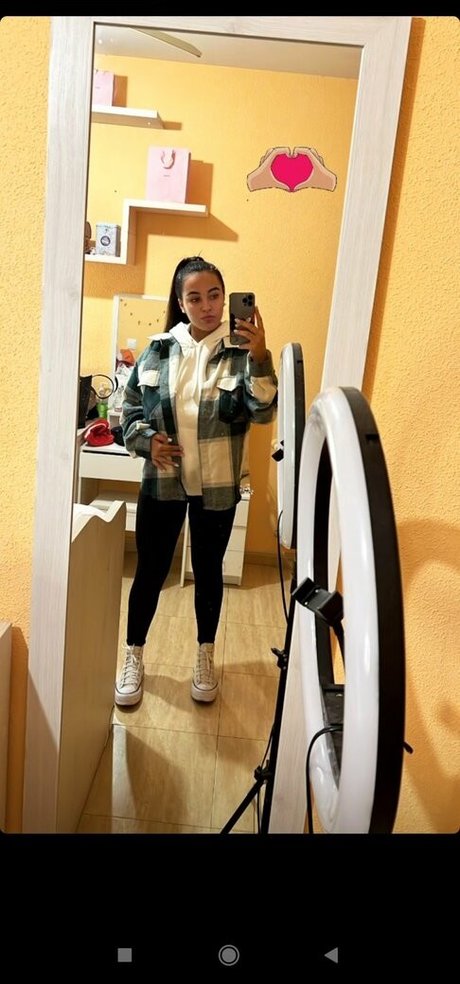 Anneris18 sex pornstar img