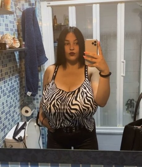 Anneris18 nude model pictures