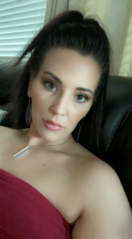 muscle girls onlyfans pornographic photo