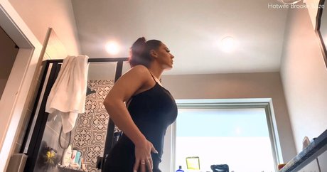 hotwife brookeblaze hd pornstar photos