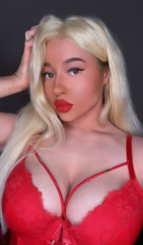 loyrifree pornstar pretty image