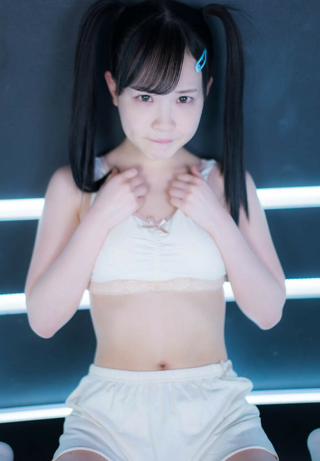 Lala Kudo pretty pornstar galleries