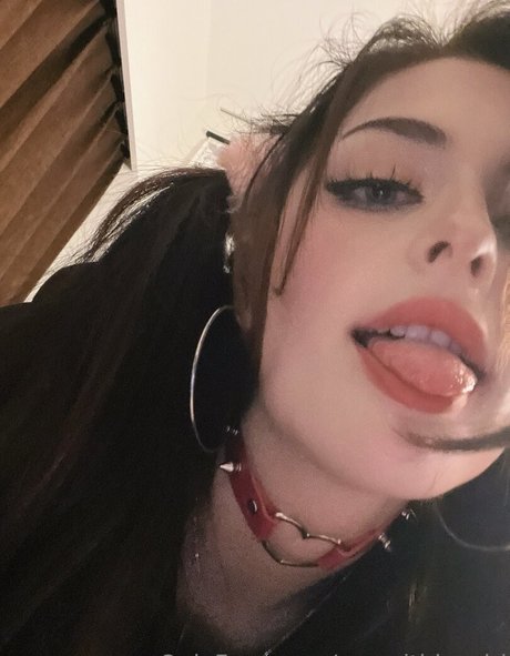 yosadthiccgirl art star picture