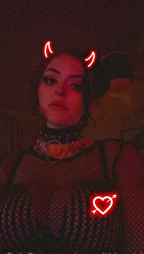 yosadthiccgirl exclusive model pics